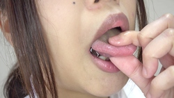 Chan KH [saliva Belo FECH] natural large tongue erotic white tongue tongue and can request a close-up observation　