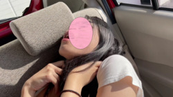[Continuous strangling in the car] I tasted Kispi&#39;s demonstration so much that I didn&#39;t like it. Akina is getting more vigilant when she&#39;s finally kissing!